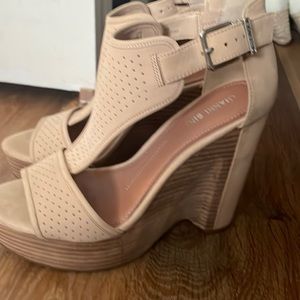 Gianni Bini Heels size 9. BRAND NEW!